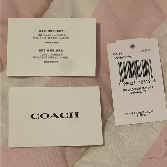 COACH Originals Glovetanned Leather Turnlock Backpack - Picture 7 of 8